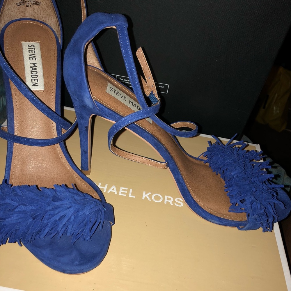 Steve Madden Pom Pom Heels